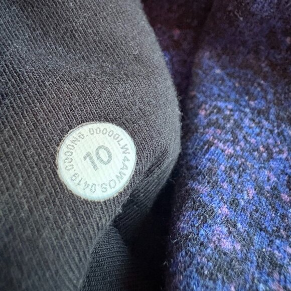 Lululemon Scuba full zip - Picture 6 of 10